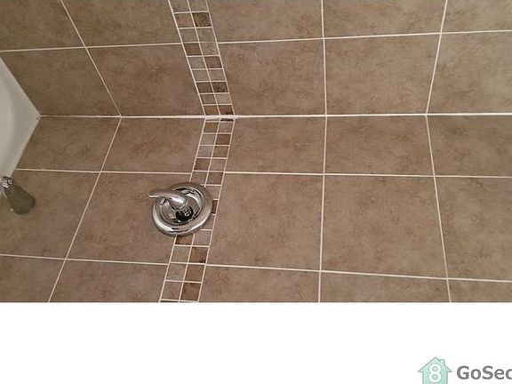 5th image of 7243 S Fairfield Ave APT 1
