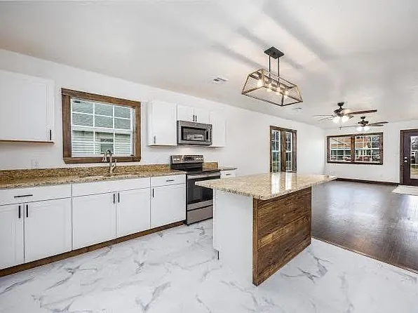 719 W Evergreen St, Durant, OK 74701