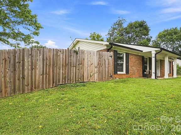 5th image of 3601 Fagan Way