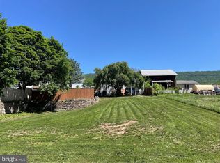 127-129 E Market St, Williamstown, PA 17098