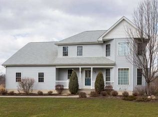 2290 Lapham Rd, East Aurora, NY 14052