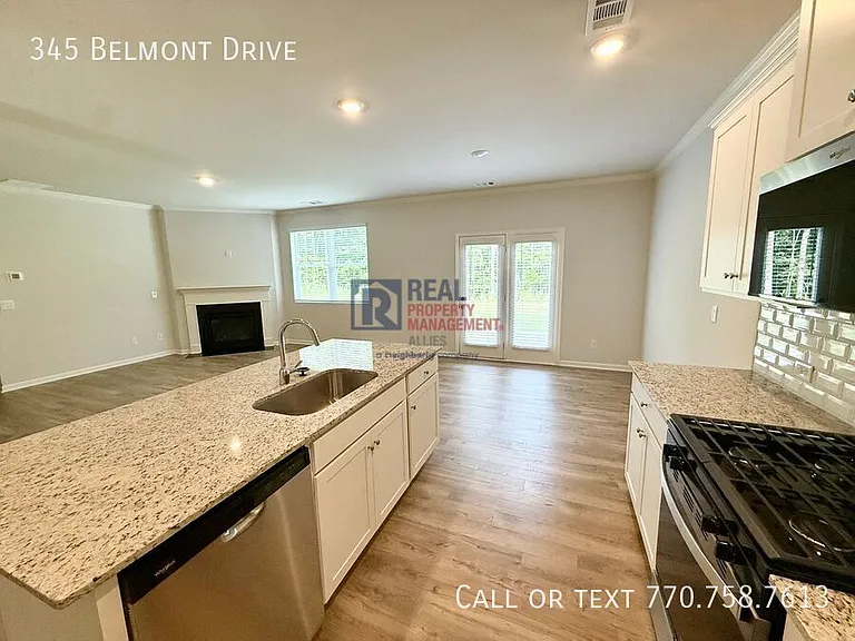 345 Belmont Dr — Photo 11