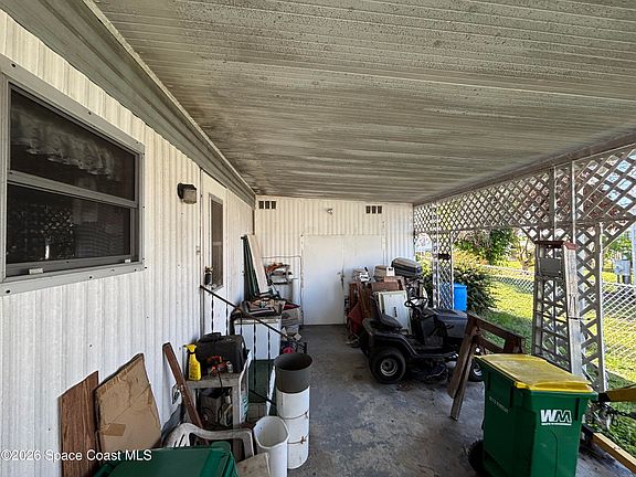 5th image of 556 Jean Cir