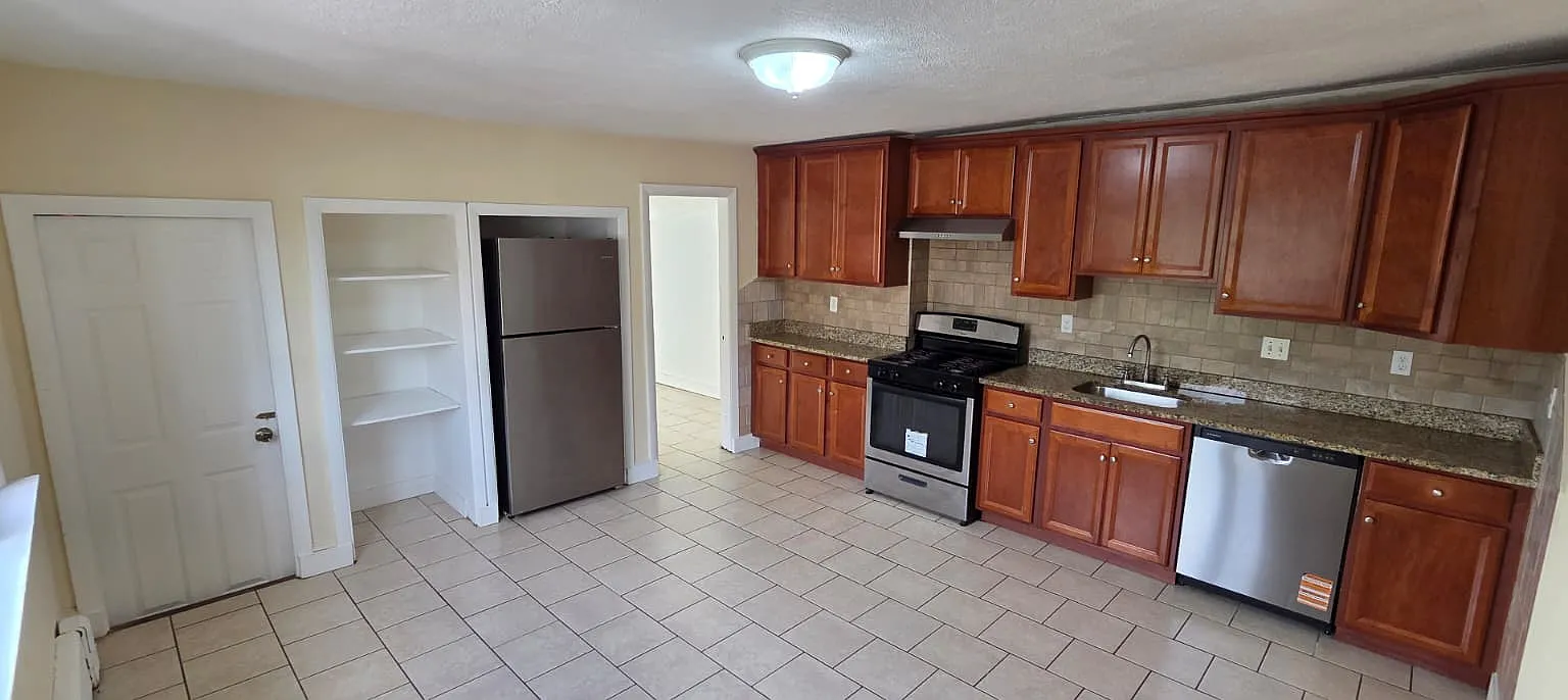 2 bed, 1462 sqft, $3,200 — Photo 4