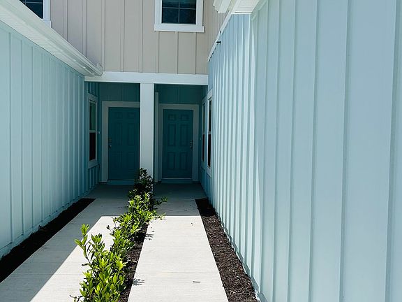 3rd image of 206 Tidal Beach Ave