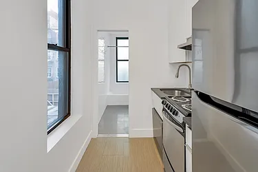 Rented by Nolita Group