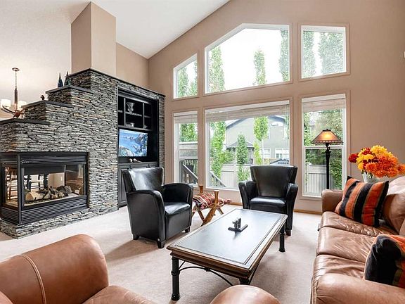 3rd image of 133 S Strathlea Ct SW