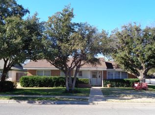 2215 Huntington St, Midland, TX 79705