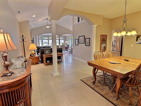 3rd image of 432 Hibiscus Dr
