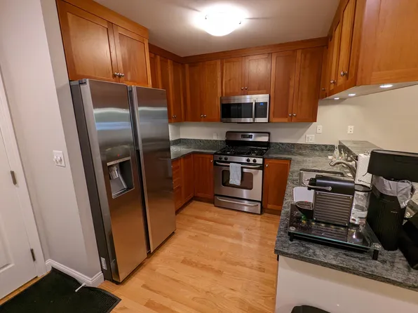2 Saint Paul St APT 105, Brookline, MA 02446