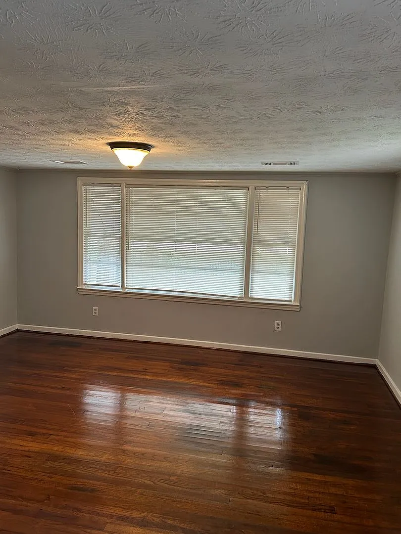 Home for rent — Photo 4