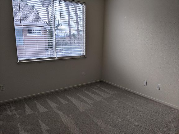 5th image of 3677 Jasmine Cir