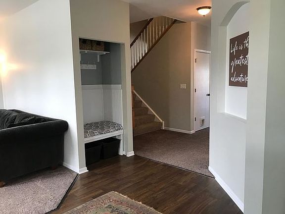5th image of 328 W Asbury Dr