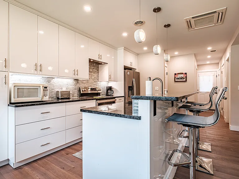 15 Carmichael Ave — Photo 16
