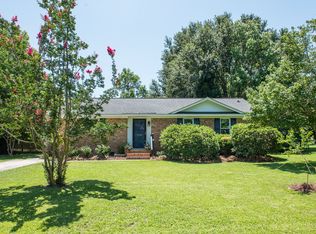 1539 Wakendaw Rd, Mount Pleasant, SC 29464