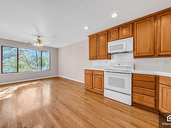 5th image of 3702 Europe Ct