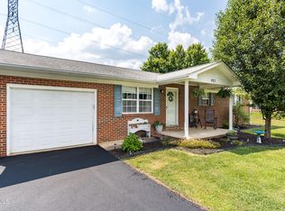 923 Cedar Grove Rd, Johnson City, TN 37601