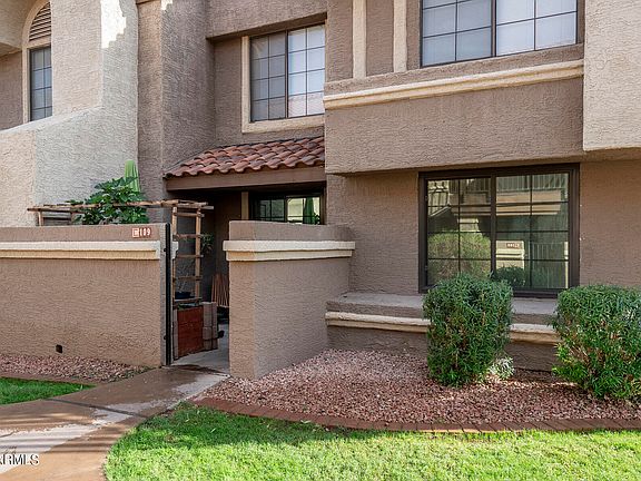 2nd image of 1905 E UNIVERSITY Drive #109