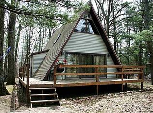 1436 Lake Dr, Rosholt, WI 54473