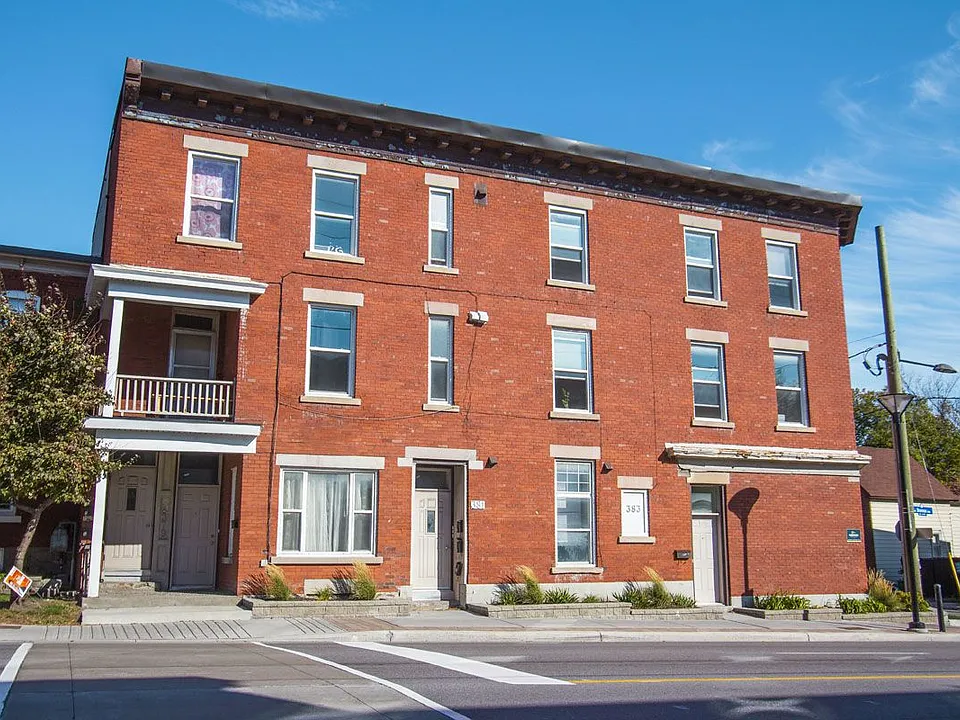 379 Bronson Ave #2