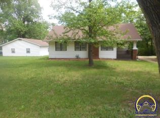 432 SE Baldwin Rd, Topeka, KS 66607