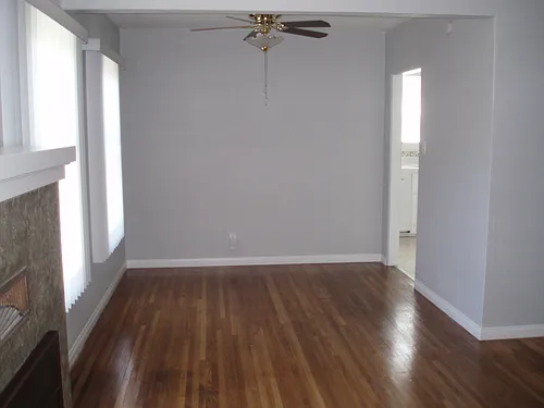 426 E F St Photo 1