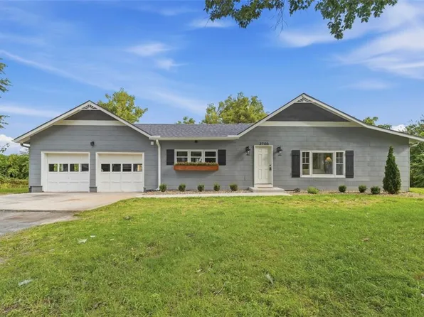 3700 NE 43rd St, Kansas City, MO 64117