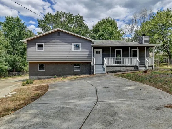 483 Bramden Cir, Lawrenceville, GA 30046