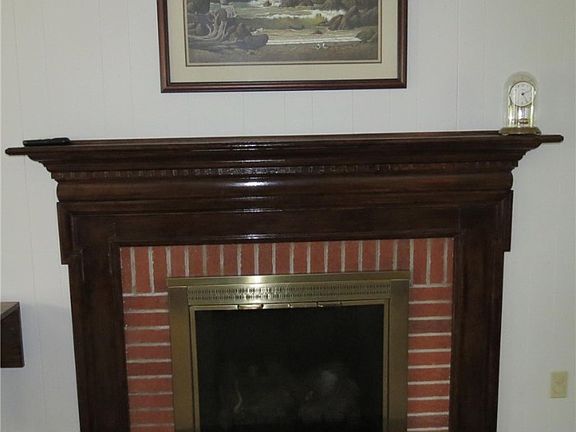5th image of 1814 Coventry Ave NE