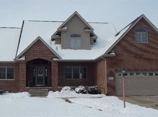 1550 Lob Wedge Ln, Chesterton, IN 46304