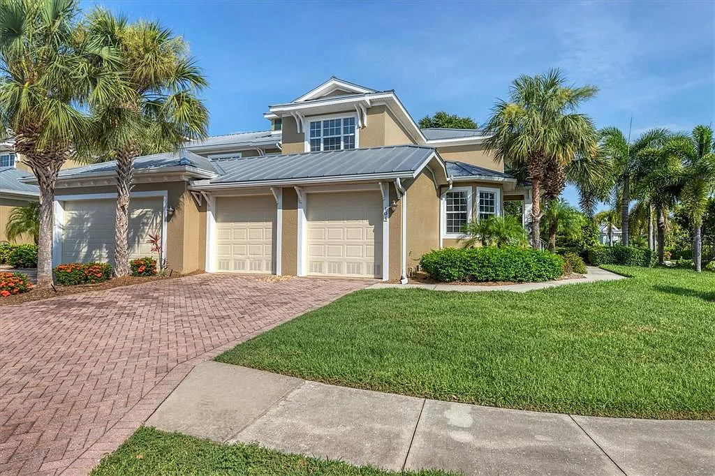 4 bed, 3.5 bath, 2628 sqft, $4,200 — Photo 3