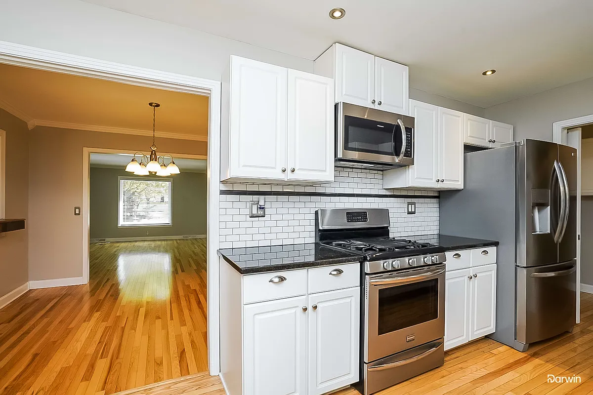 Building Photo - 1819 Kings Ct