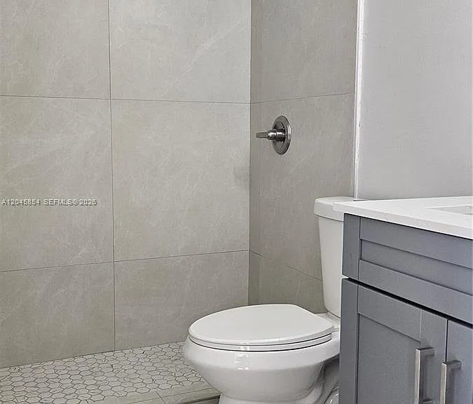 16125 SW 137th Ct — Photo 10