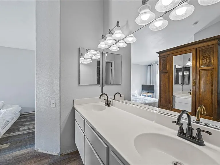 5594 Cedar Dr — Photo 8