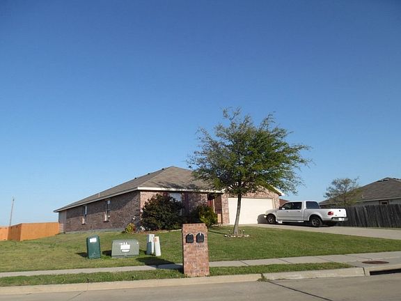 3rd image of 2617 Thousand Oaks Dr