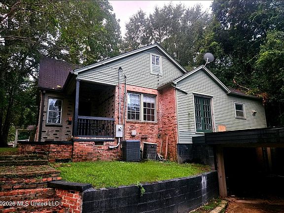 4th image of 3411 29th Ave