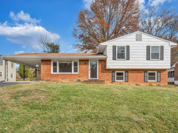 4751 Biltmore Dr NW, Roanoke, VA 24017