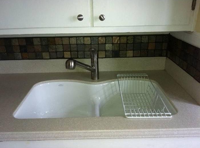 A Kohler Undermount Sink!
