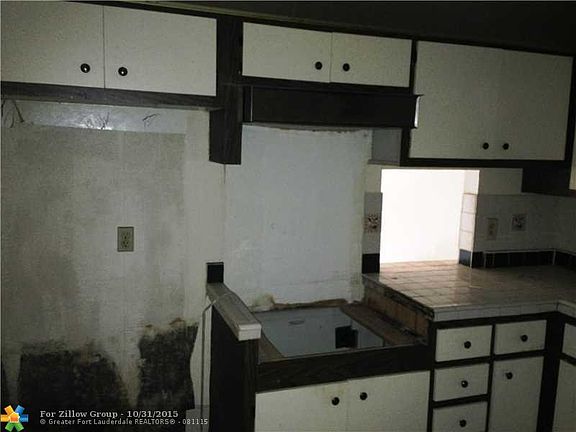 3rd image of 4821 NW 22nd Ct APT 116