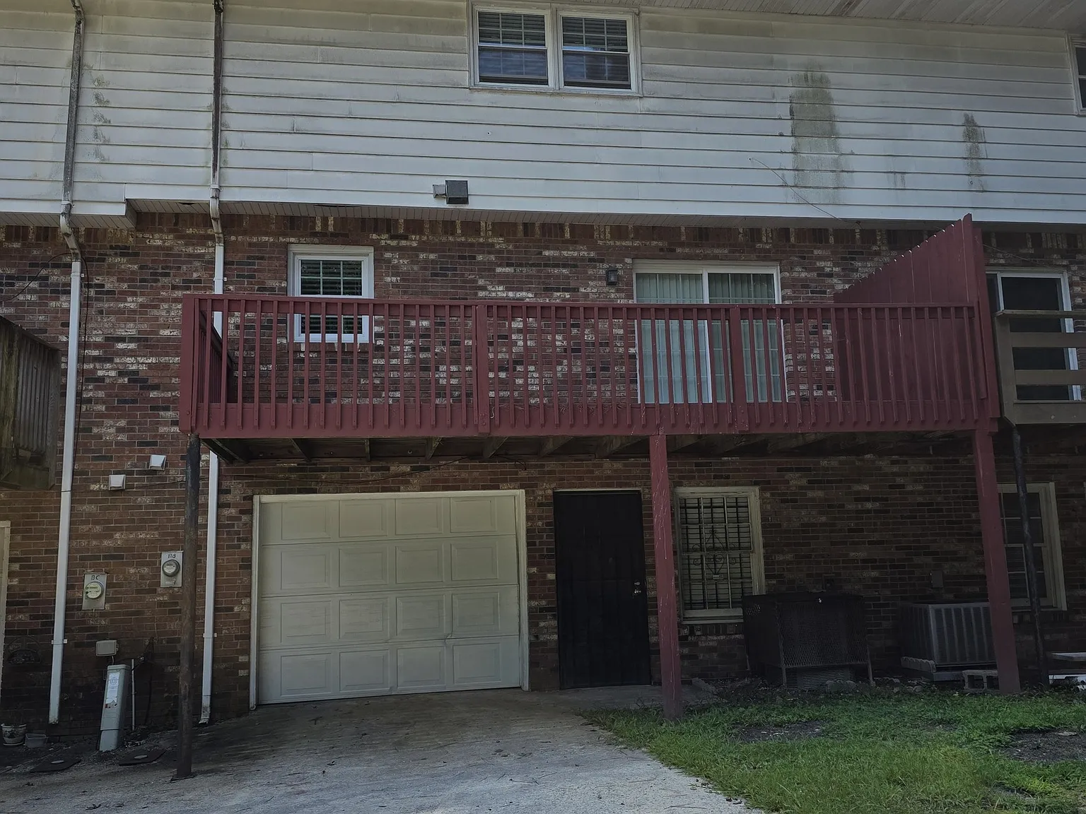 3 bed, 2.5 bath, 1753 sqft, $1,550 — Photo 2