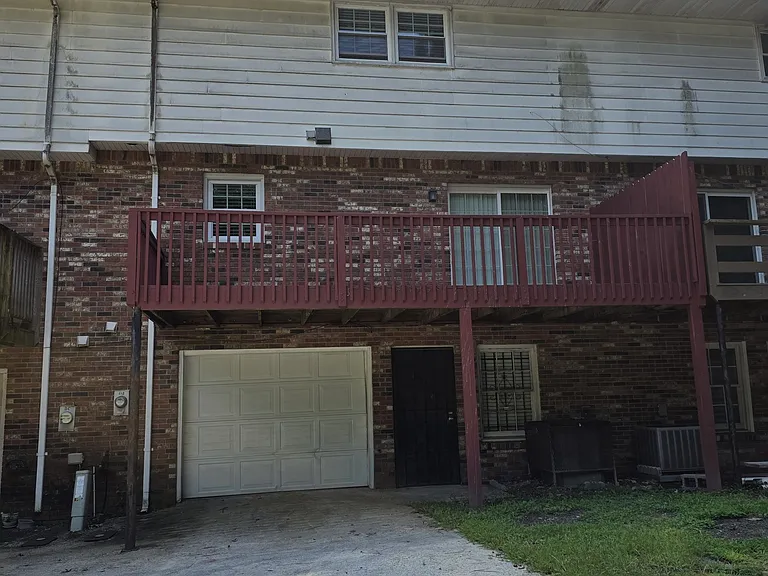 4500 Shannon Blvd — Photo 2