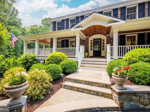 1009 Galium Ct, Mc Lean, VA 22102