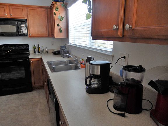4th image of 708 Windy Way Unit 209