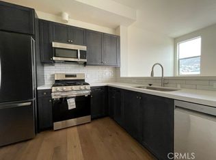 2218 Main St #304, Ventura, CA 93001