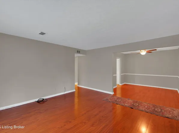 102 Algiers Ct APT 7, Louisville, KY 40218