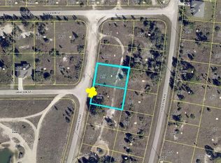 1091 Harvest Ave, Lehigh Acres, FL 33974