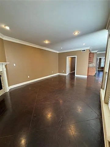 4 bed, 3.5 bath, 3044 sqft, $2,850 — Photo 4