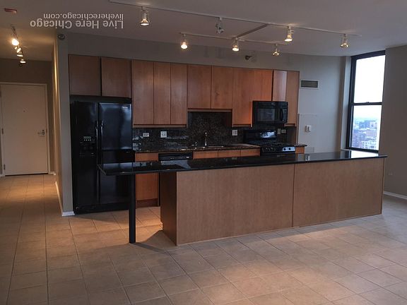 2nd image of 330 N Jefferson St APT 2101