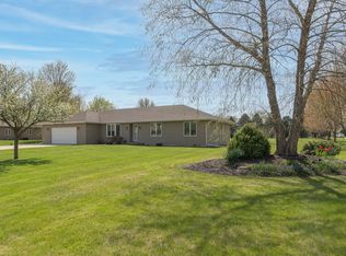 4395 E 2940th Rd, Sheridan, IL 60551