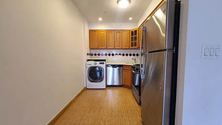 Rented by Matthew Gros-Werter, LREB  | media 4